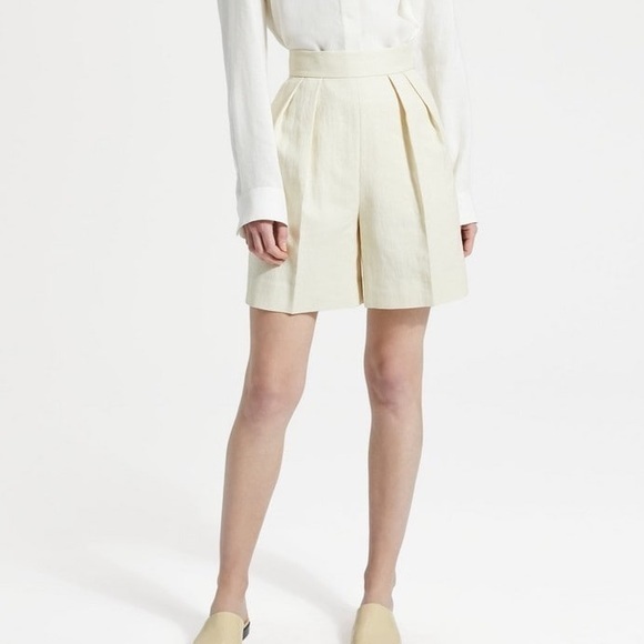 Theory Luxe Linen Pleated Short - Picture 1 of 6
